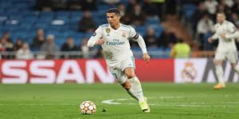 伤病阴影下的中场重组 -bb体育