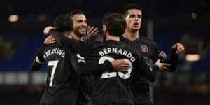 战术价值放大：如何改变阿森纳后场结构？-  bb体育