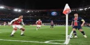 数据之外：这是一场“12人”的比赛-bb体育