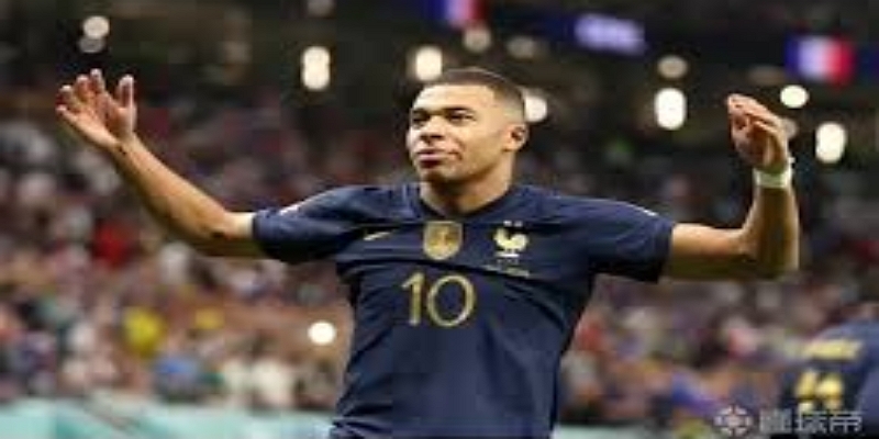 bb体育解析：法国队如何在落后局面中重新掌控比赛 -bb体育