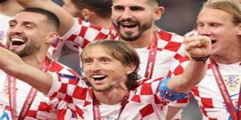 bb体育惊喜瞬间：意大利替补英雄改写赛果-bb体育