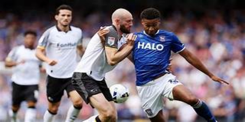 bb体育数据视角：升级争夺战与积分压力下的关键变量-bb体育